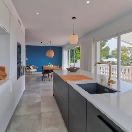 Villa, Private Pool And Great Views